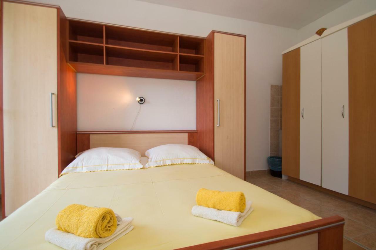 Vita Apartments Zrnovo Eksteriør billede
