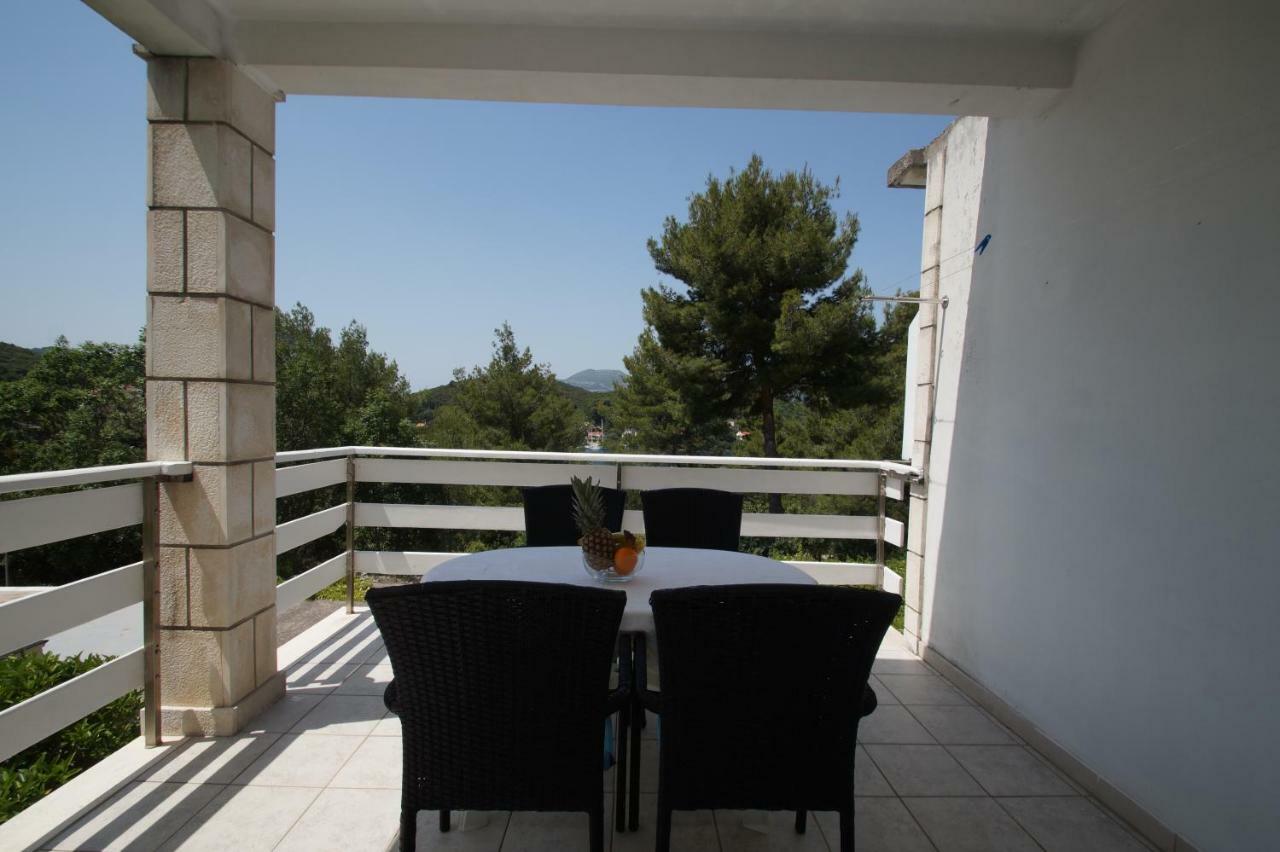 Vita Apartments Zrnovo Eksteriør billede