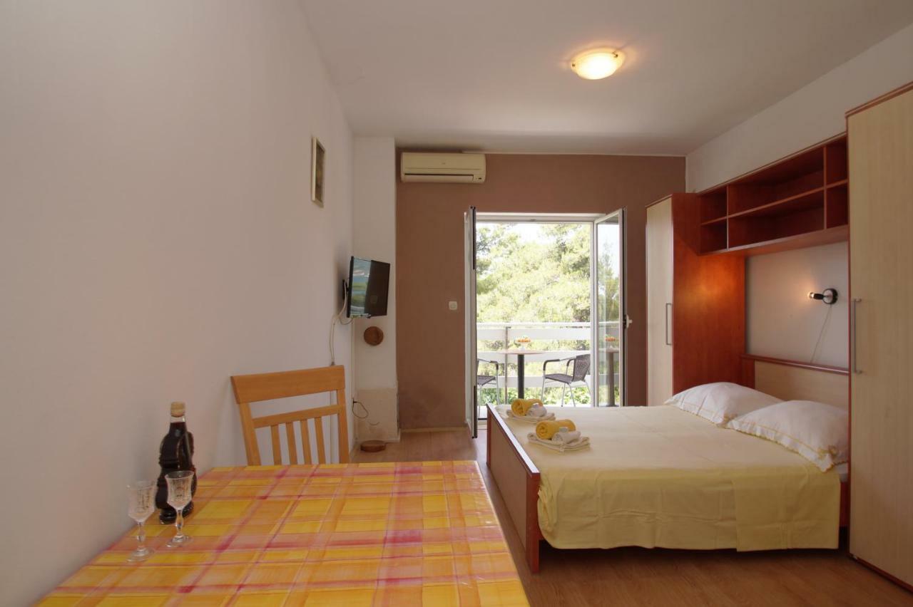 Vita Apartments Zrnovo Eksteriør billede