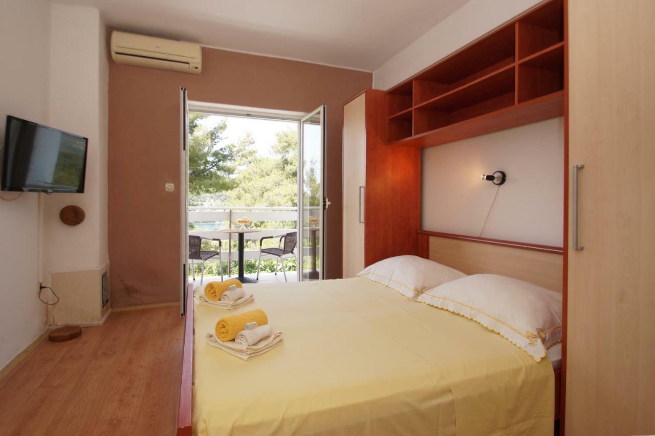 Vita Apartments Zrnovo Eksteriør billede