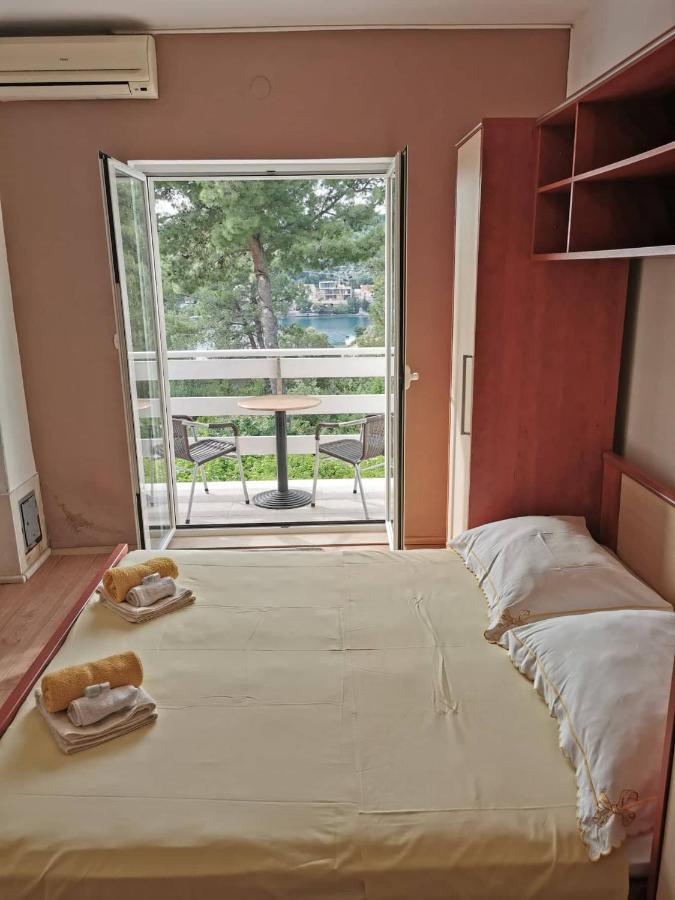 Vita Apartments Zrnovo Eksteriør billede